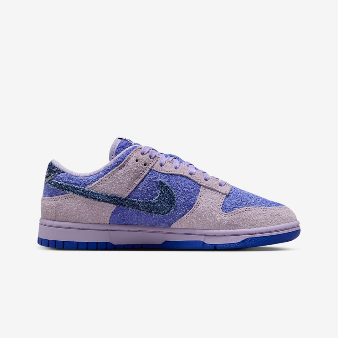 NIKE DUNK LOW SE HYDRANGEAS