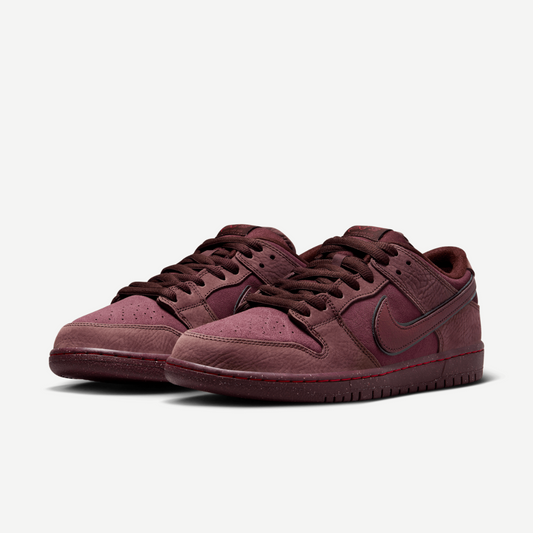 Nike Dunk Low "Burgundy Crush"