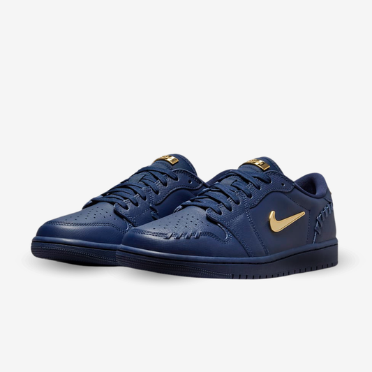 NIKE LOW TOP MAKE AZUL