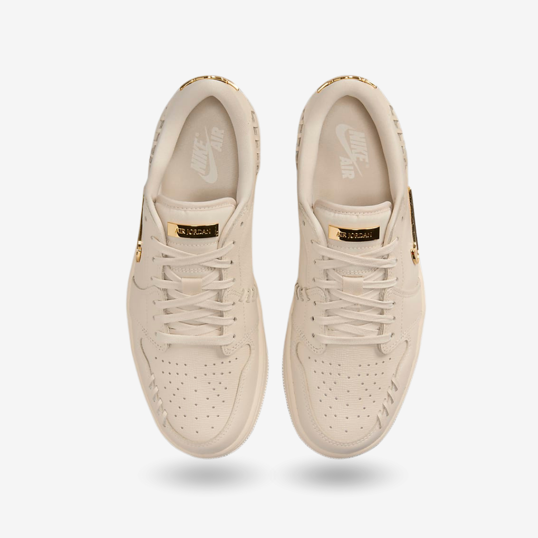 NIKE LOW TOP MAKE BEIGE